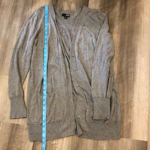 Lightweight light gray cardigan